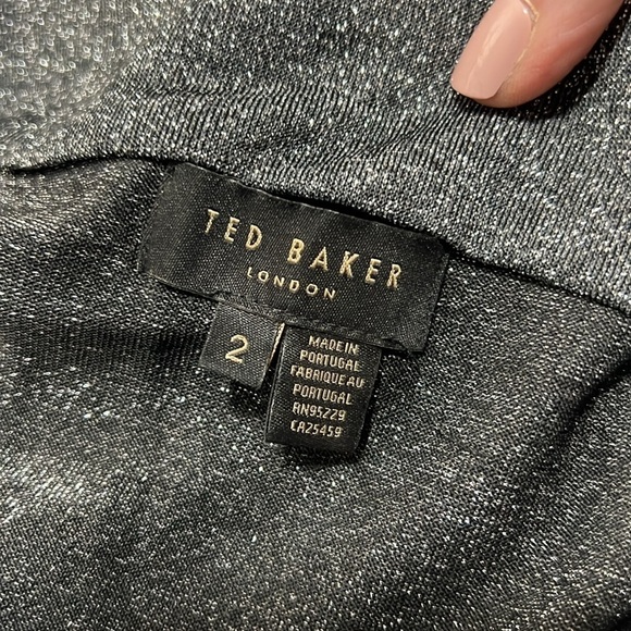 Ted Baker Silver Metallic Off The Shoulder TOp Size 2/M - Picture 5 of 9